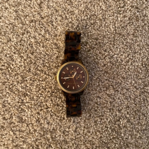 Michael Kors Watch - Picture 3 of 4